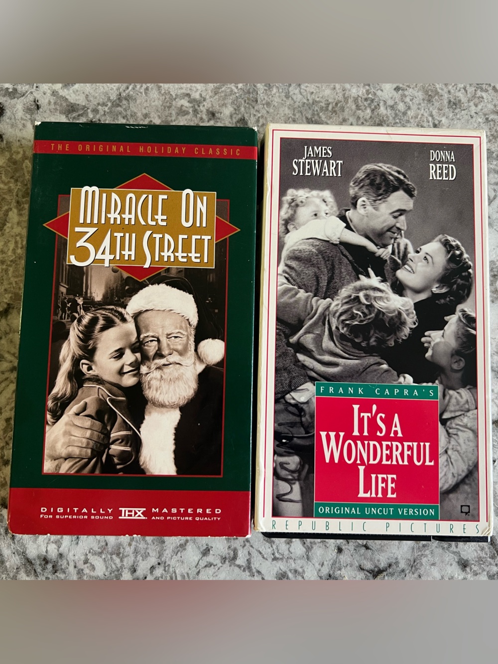 Christmas VHS Lot - It’s a Wonderful Life & Miracle on 34th Street - classics!